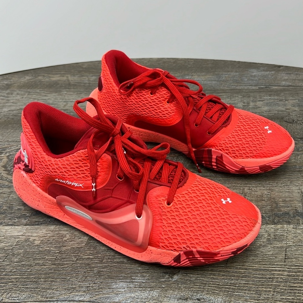 Under Armour Anatomix Spawn 2 Low - Red Beta 3023322 600 Men’s 8.5 Women’s 10